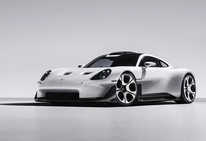 Witte Porsche Mission S conceptcar van voren